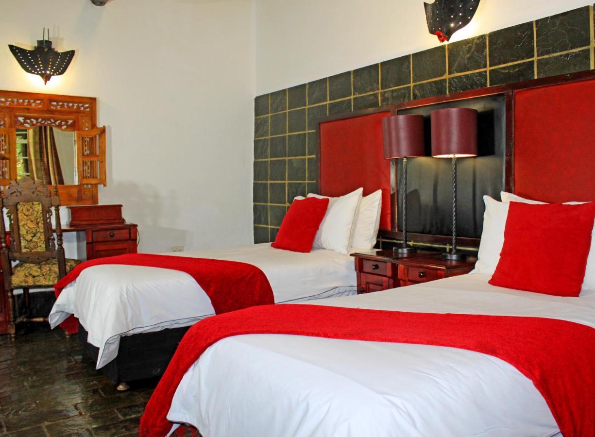 Kedar Heritage Lodge, Conference Centre & Spa Phokeng ภายนอก รูปภาพ