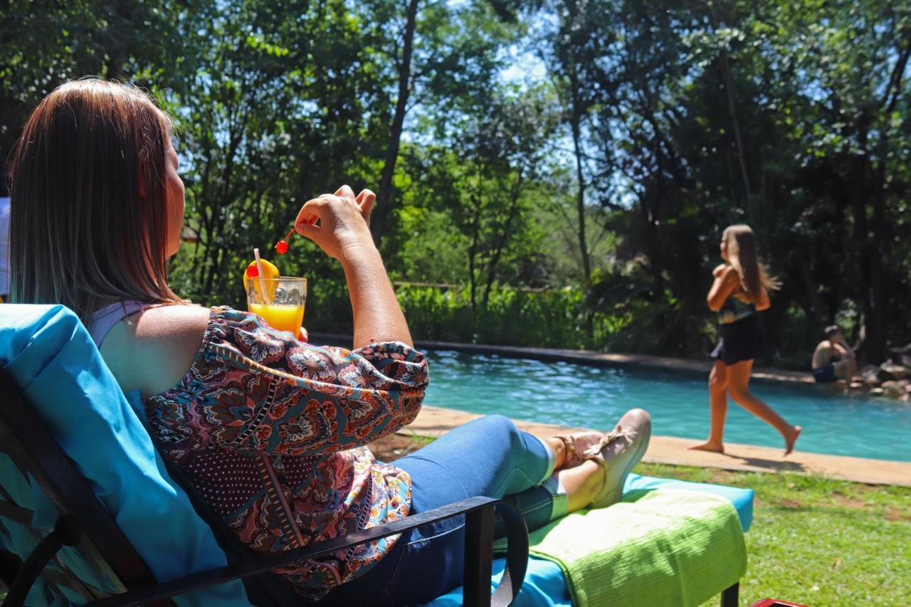 Kedar Heritage Lodge, Conference Centre & Spa Phokeng ภายนอก รูปภาพ