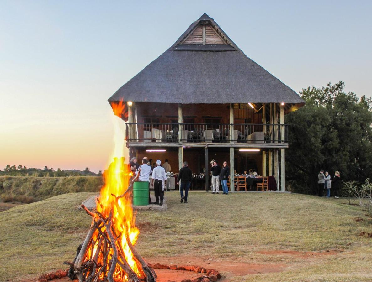 Kedar Heritage Lodge, Conference Centre & Spa Phokeng ภายนอก รูปภาพ