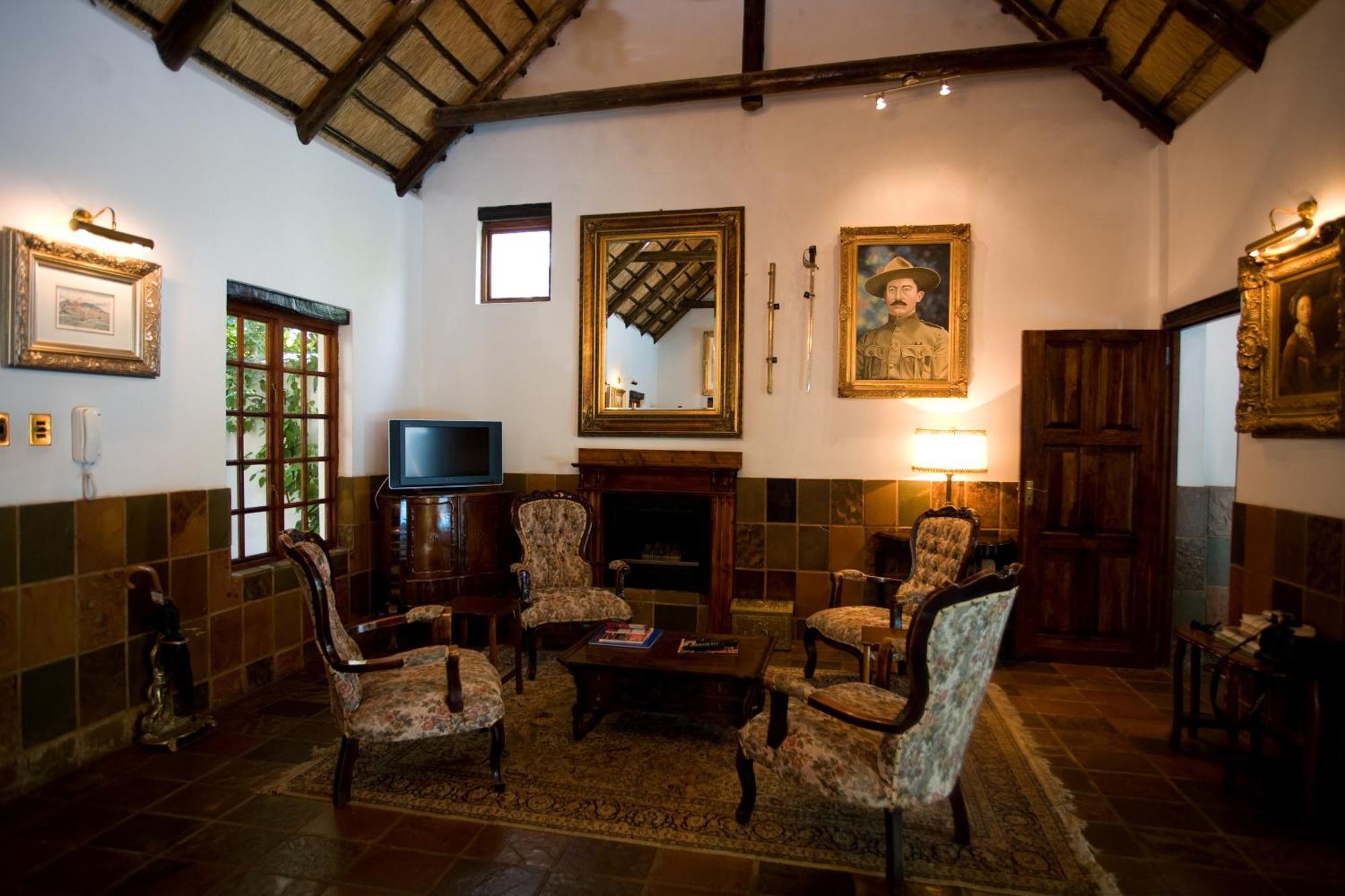 Kedar Heritage Lodge, Conference Centre & Spa Phokeng ภายนอก รูปภาพ