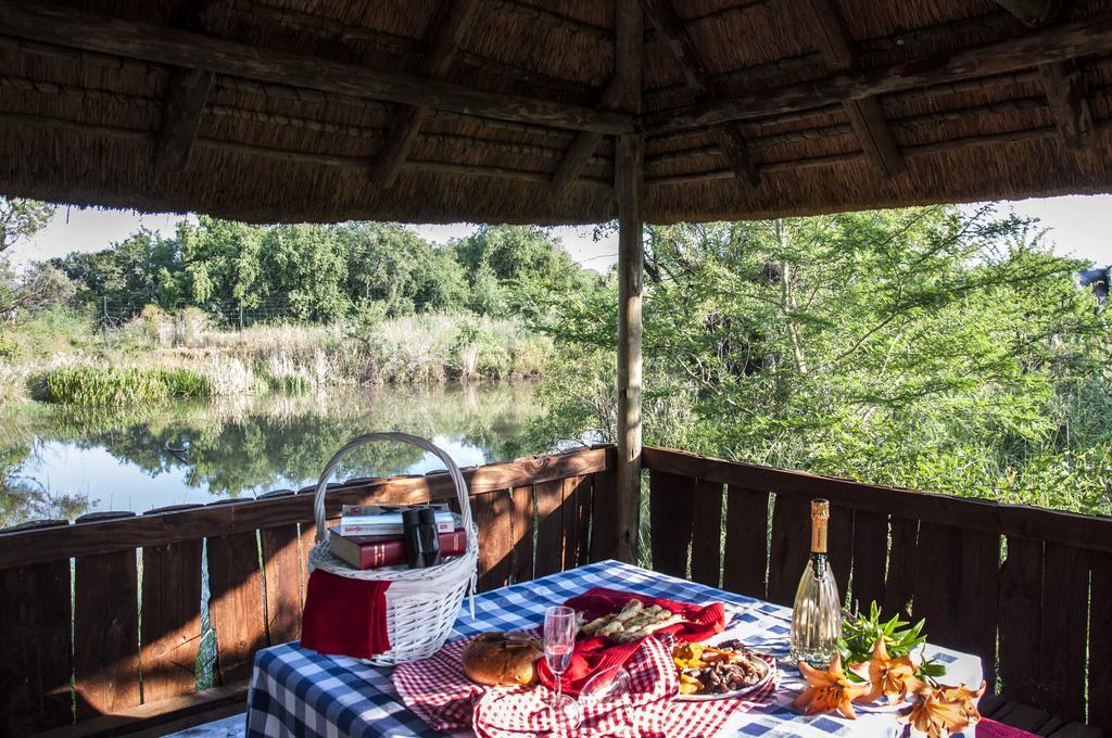 Kedar Heritage Lodge, Conference Centre & Spa Phokeng ภายนอก รูปภาพ