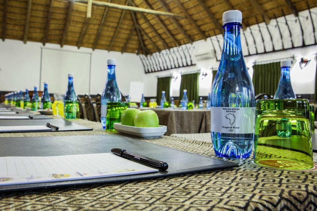 Kedar Heritage Lodge, Conference Centre & Spa Phokeng ภายนอก รูปภาพ