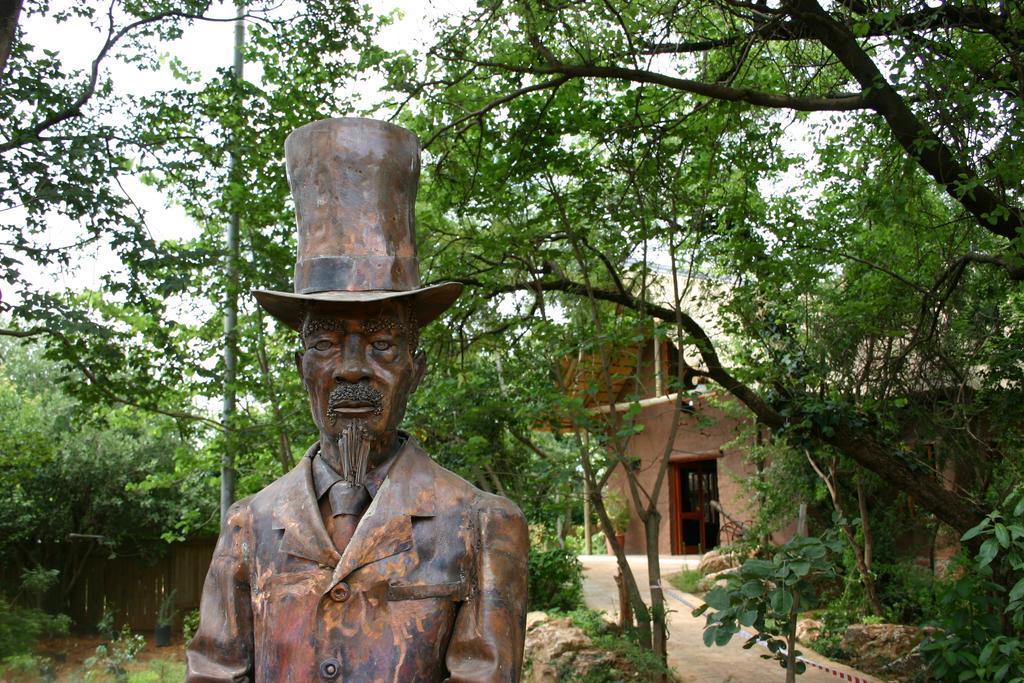 Kedar Heritage Lodge, Conference Centre & Spa Phokeng ภายนอก รูปภาพ